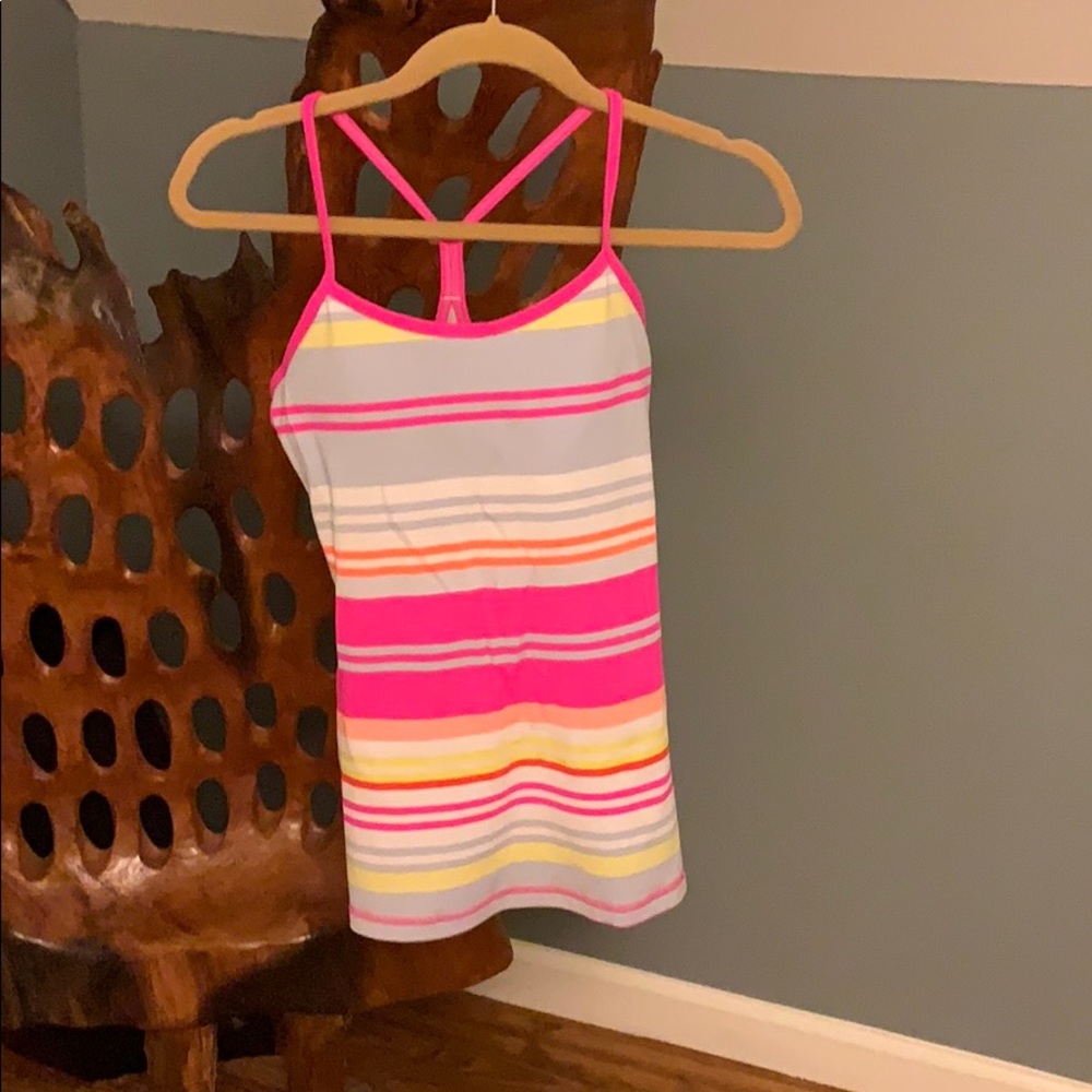 🍋 Lululemon Y- tank